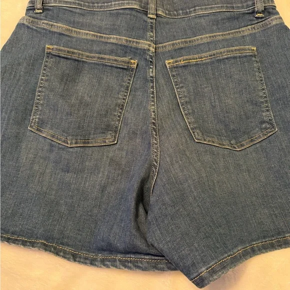 Spanx Blue Denim Women's Pull-on Shorts - Picture 8 of 12